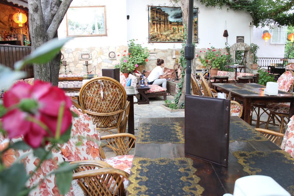 Boomerang Guest House Selçuk Buitenkant foto